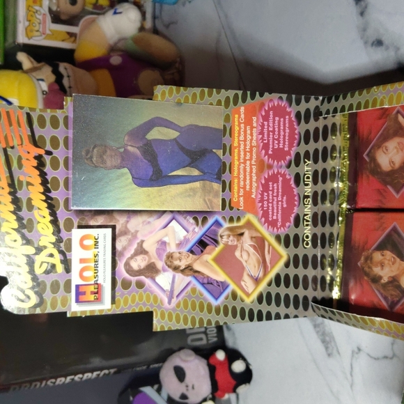 NSFW Card Packs - 1x - California Dreamers - Picture 2 of 3